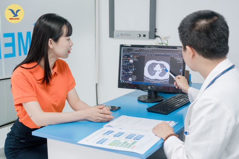 Khám sức khỏe đầu vào giúp người lao động phát hiện và kịp thời điều trị các bệnh lý tiềm ẩn 