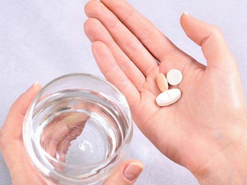 Người dân cần cẩn trọng khi dùng thuốc không kê đơn 