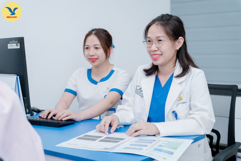 MEDLATEC quy tụ đội ngũ bác sĩ Sản phụ khoa đầu ngành, có nhiều năm kinh nghiệm   
