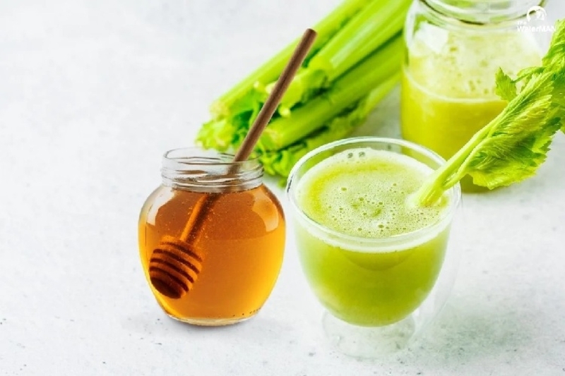 Bạn nên uống cần tây mật ong vào buổi sáng để tăng hiệu quả làm đẹp da và cải thiện vóc dáng