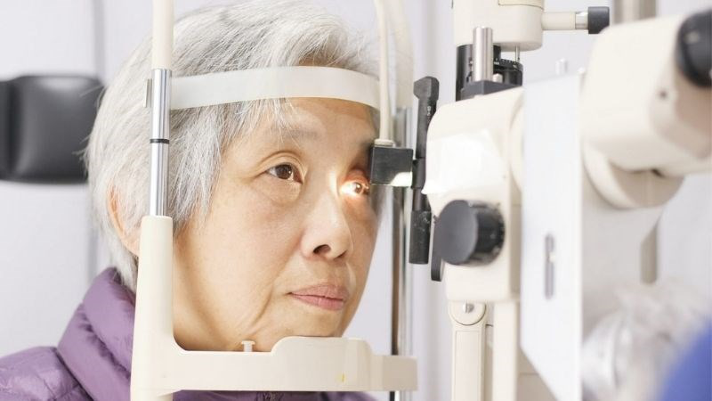 Thăm khám định kỳ để hạn chế nguy cơ mắc bệnh võng mạc tiểu đường