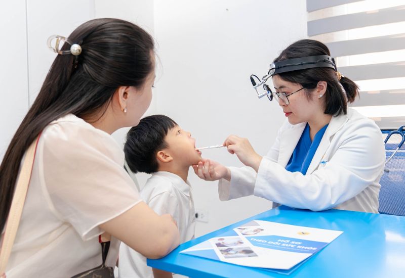Câu trả lời cho câu hỏi “cắt amidan có hết hôi miệng không” là có thể, nhưng không phải mọi trường hợp