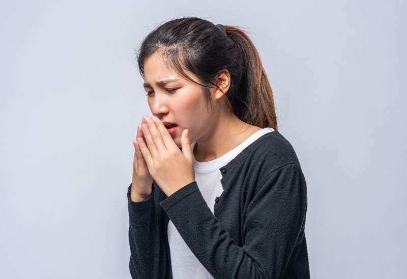 Amidan là một trong những nguyên nhân gây ra tình trạng hôi miệng kéo dài, khiến người bệnh gặp khó khăn trong giao tiếp hàng ngày