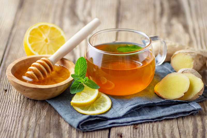 Người mắc trào ngược dạ dày nên cân nhắc khi sử dụng nước chanh mật ong 