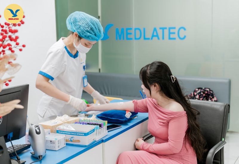 Nên chủ động thăm khám và xét nghiệm để tầm soát viêm gan B định kỳ