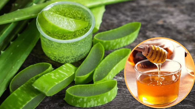 Hỗn hợp nha đam và mật ong có khả năng trị vết thâm muỗi đốt lâu ngày cho bé​