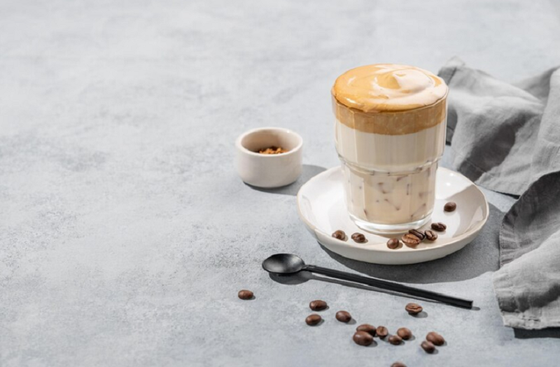 Bệnh nhân tiểu đường có thể dùng cà phê latte chứa sữa không đường 