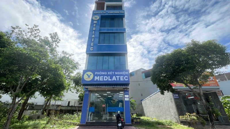 Phòng Xét nghiệm MEDLATEC TP. Nam Định có địa chỉ tại 129 Võ Nguyên Giáp, phường Nam Định, tỉnh Ninh Bình 
