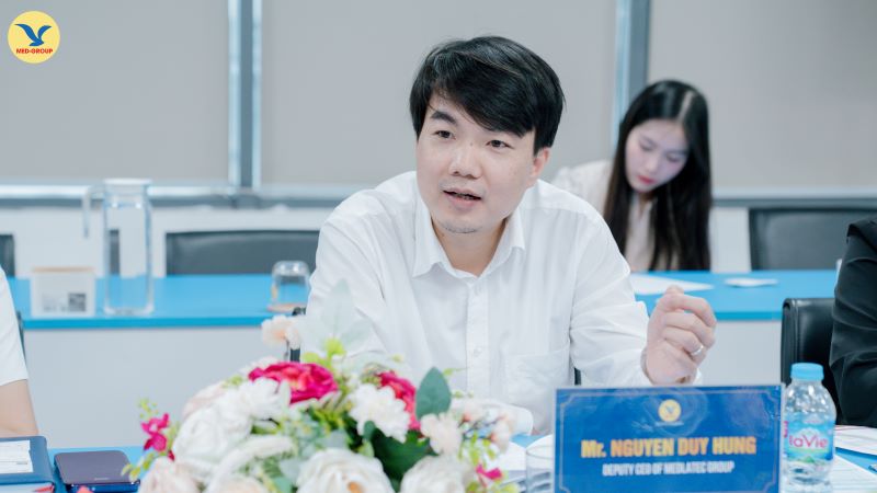 Ông Nguyễn Duy Hùng - Phó Tổng Giám đốc MEDLATEC GROUP phát biểu tại chương trình 