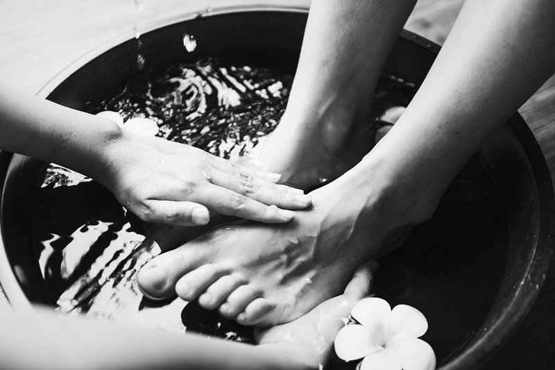 Bài thuốc dân gian chữa tê bì chân tay thường chỉ tạm thời làm giảm triệu chứng 