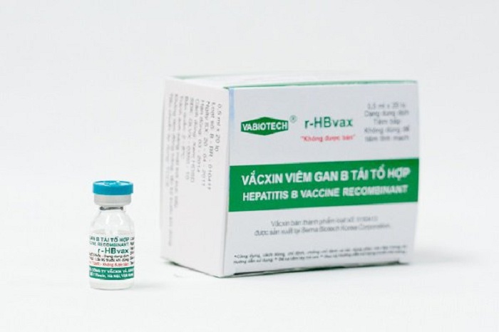 Vắc xin viêm gan B tái tổ hợp (Gene-HBvax) dạng dung dịch, có màu hơi trắng đục, sản xuất bằng cách nuôi cấy tế bào nấm men.