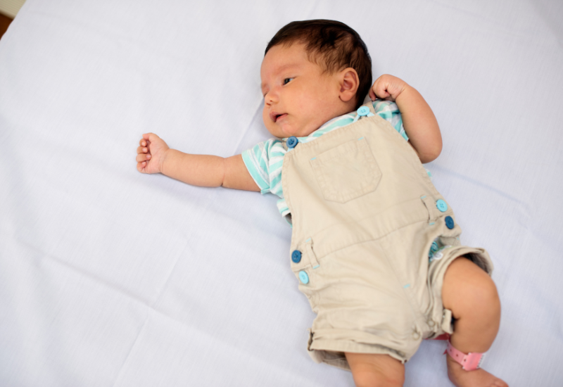 Bé 4 tháng đi ngoài thế nào là bình thường được nhiều bố mẹ quan tâm