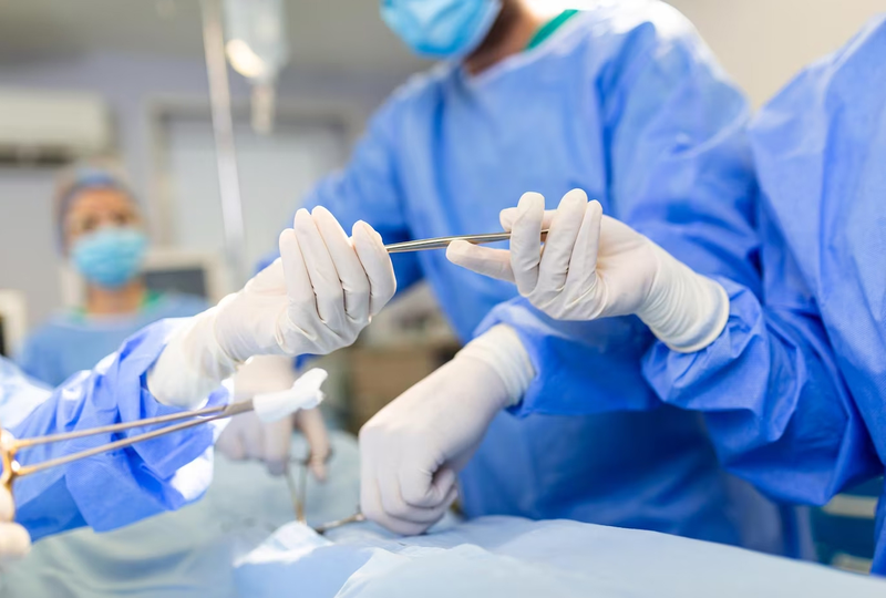 Quy trình sinh mổ được diễn ra nghiêm ngặt đảm bảo an toàn cho mẹ và bé 