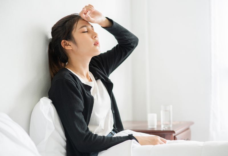 Rối loạn vận mạch là tình trạng mất cân bằng điều hòa co - giãn của các mạch máu nhỏ, đặc biệt là ở vùng tay, chân và não