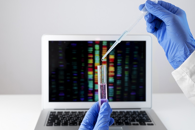Các xét nghiệm di truyền được thực hiện để xác định đột biến gen Thalassemia.
