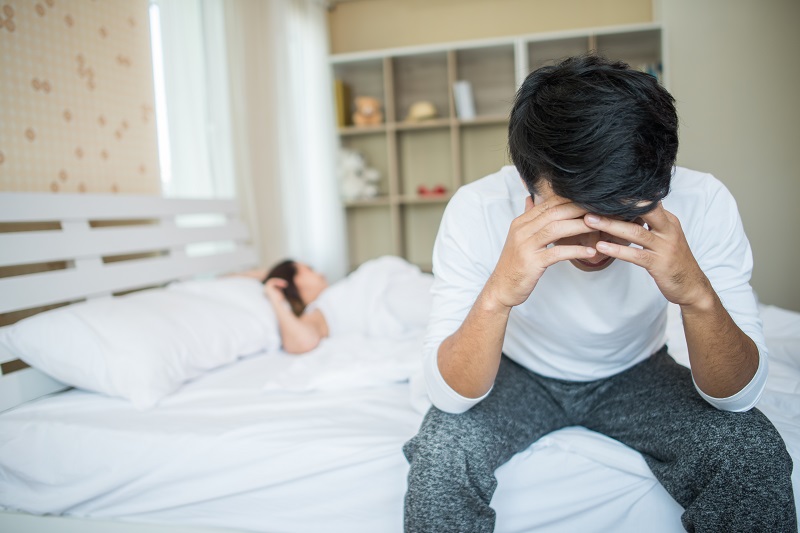 Tâm lý đàn ông khi bị yếu sinh lý rất dễ tự ti
