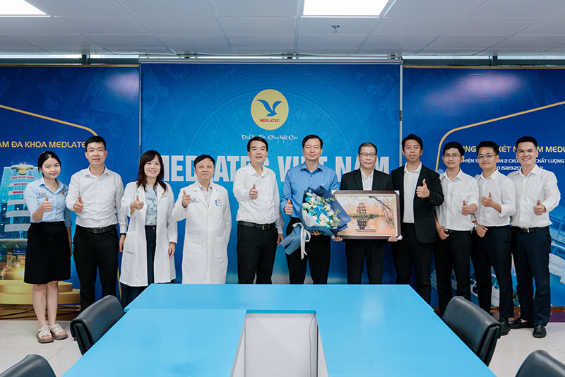 Đoàn công tác của Tập đoàn Y khoa Hoàn Mỹ đến tham quan và làm việc tại Hệ thống Y tế MEDLATEC 