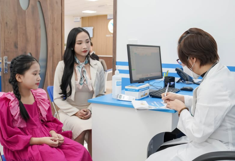 Chữa cảm cúm bằng tỏi không thể thay thế cho việc thăm khám và điều trị y tế chuyên sâu