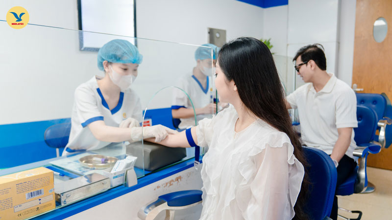 Thời điểm lý tưởng để lấy máu là vào sáng