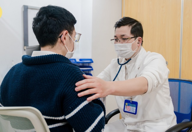 Nếu cơ thể xuất hiện những dấu hiệu nguy hiểm do cảm cúm, bạn cần đến cơ sở y tế ngay lập tức
