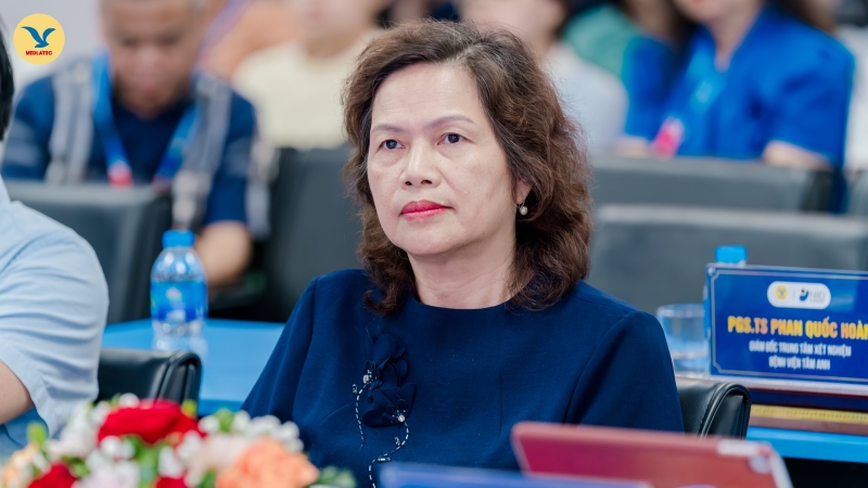 PGS.TS Đoàn Mai Phương - Giám đốc Chuyên môn Trung tâm Xét nghiệm Vinmec đánh giá cao nỗ lực của MEDLATEC 