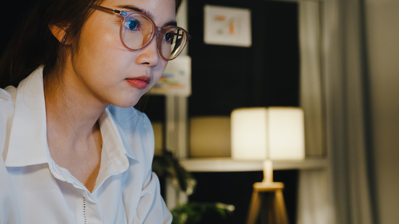 Bạn nên mua kính có thiết kế và độ thoải mái nhất định