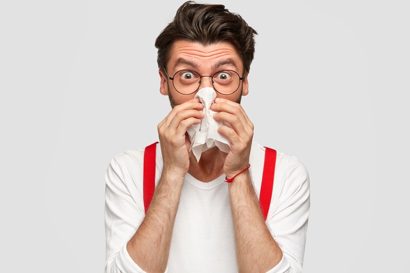 Chảy máu mũi là vấn đề thường gặp ở trẻ em và người lớn