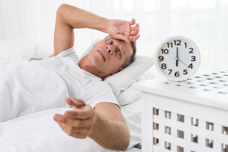 Thuốc điều trị viêm gan B đôi khi khiến người bệnh mất ngủ