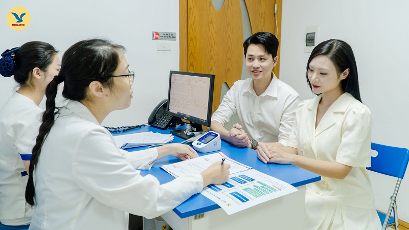Thăm khám, xác định nguyên nhân vô sinh để điều trị bằng y khoa hiện đại giúp tăng cơ hội mang thai 