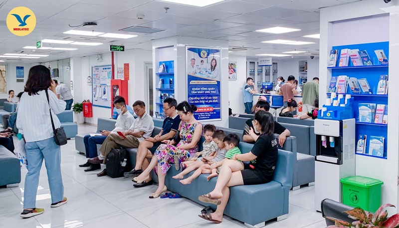 Bạn nên đi khám nếu có biểu hiện bất thường nghi ngờ u não 