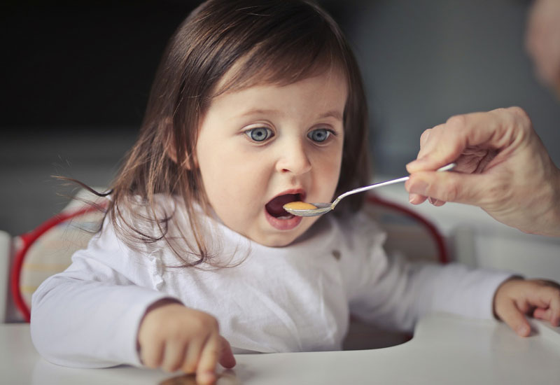Câu hỏi bé mấy tháng ăn được óc heo được nhiều mẹ bỉm quan tâm