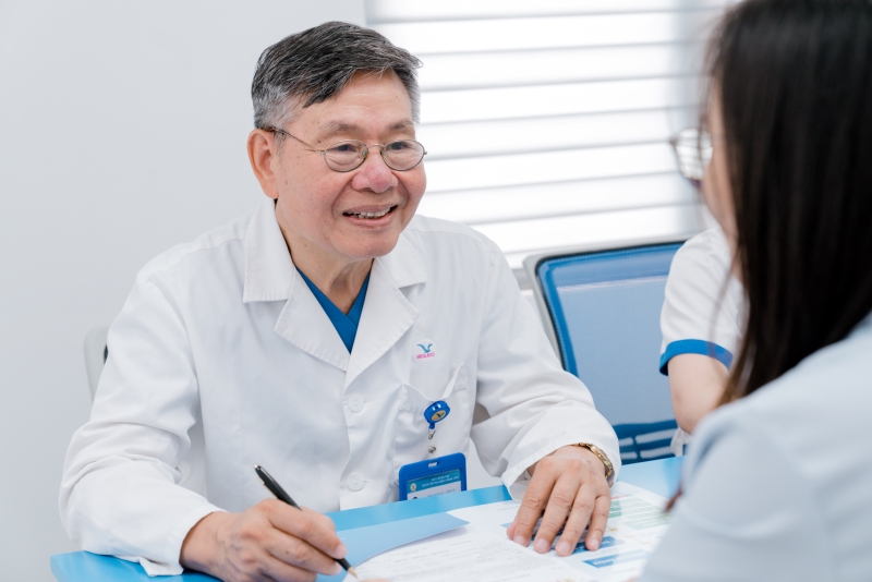 Chuyên gia có những đóng góp to lớn cho nền Y học nước nhà trong công tác khám chữa bệnh, nghiên cứu và đào tạo  