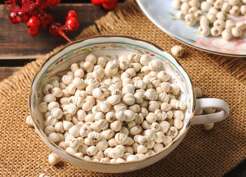Trẻ nhỏ là đối tượng cần cẩn trọng khi sử dụng các sản phẩm chế xuất từ xuyên bối mẫu 