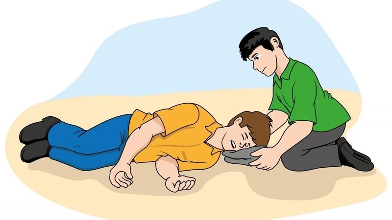 Người dân cần nắm vững nguyên tắc khi thực hiện sơ cứu động kinh