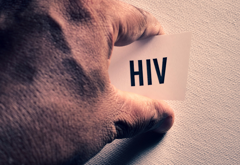 HIV là một trong những căn bệnh nguy hiểm khiến hệ miễn dịch bị suy yếu