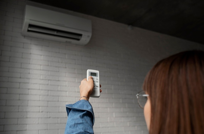 Bạn nên lựa chọn mức nhiệt độ phù hợp đảm bảo nhiệt độ phòng từ 24 - 26 độ