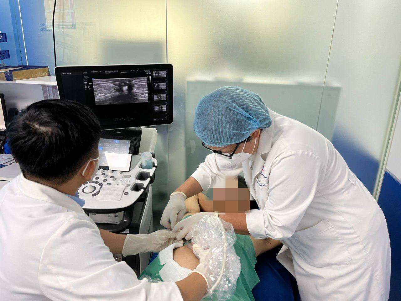 Nhiều ca bệnh hiếm gặp tại Việt Nam đã được PGS.Hoàng Thị Phượng tìm ra và khắc chế