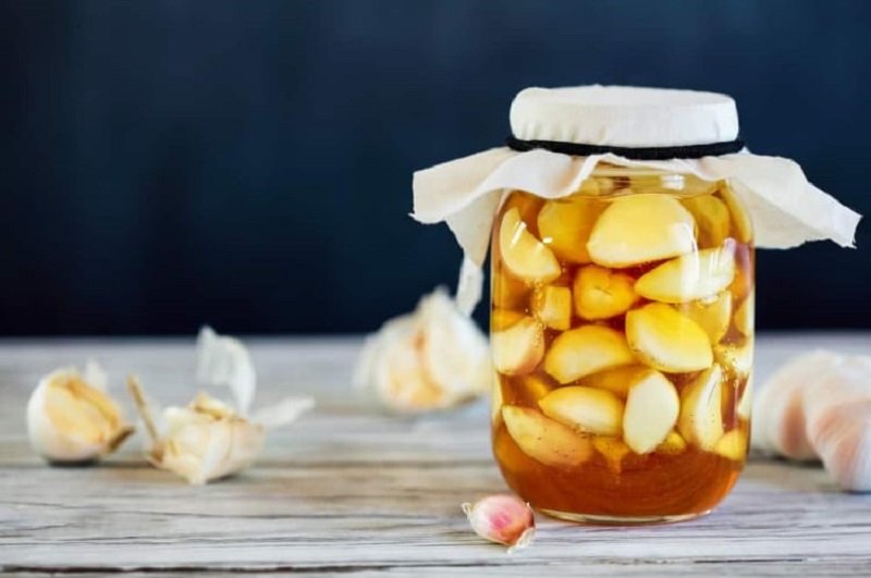 Rượu tỏi dùng đúng liều lượng có thể cải thiện miễn dịch