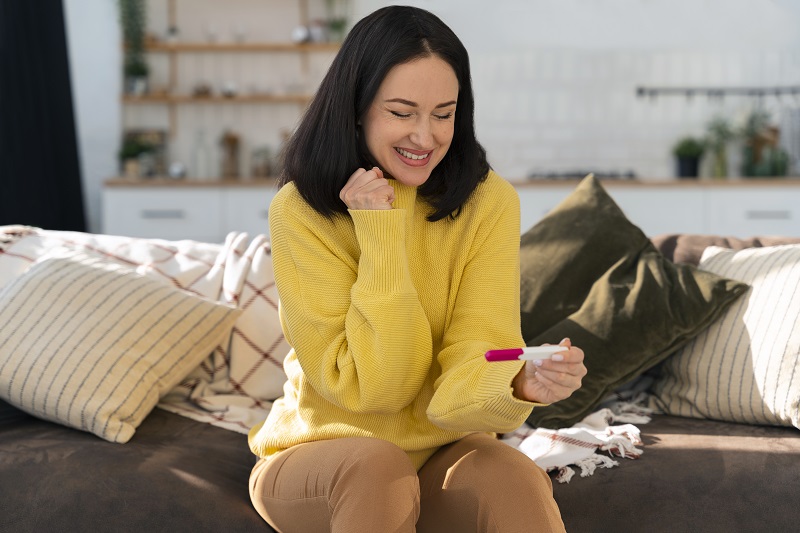 hụ nữ trong độ tuổi sinh sản có nguy cơ cao hình thành nang hoặc u xơ tuyến vú hơn khi mãn kinh. 