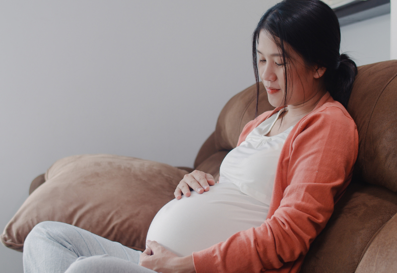 Chị em mắc u nang buồng trứng thường có thắc mắc lớn nhất là “U nang buồng trứng có thai được không?”