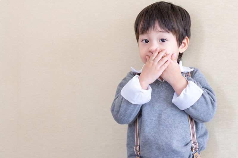 Trong giai đoạn toàn phát, trẻ thường bị lở loét miệng