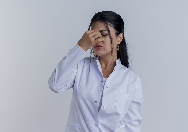 Viêm xoang gây đau nhức hốc mắt