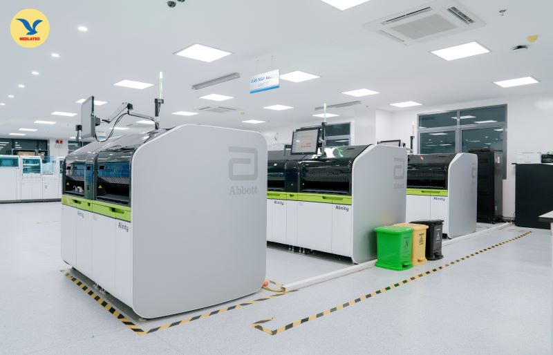 Hệ thống trang thiết bị hiện đại được trang bị tại Trung tâm Xét nghiệm MEDLATEC 