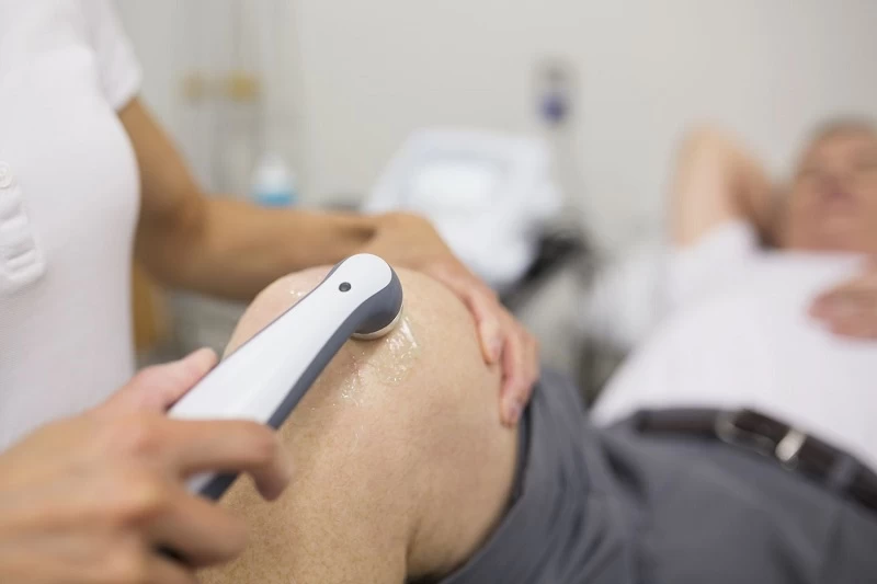 Siêu âm trị liệu được ứng dụng trong hỗ trợ điều trị bệnh lý cơ xương khớp 