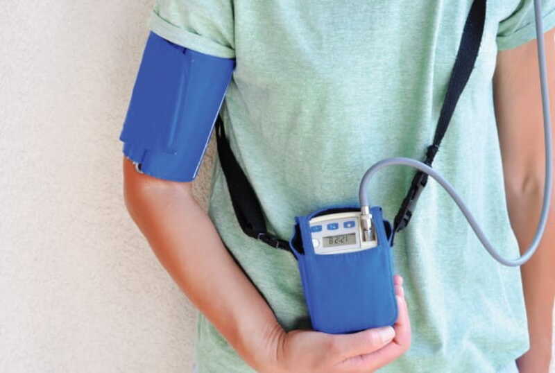 Người nghi ngờ tăng huyết áp ẩn nên thực hiện đo Holter