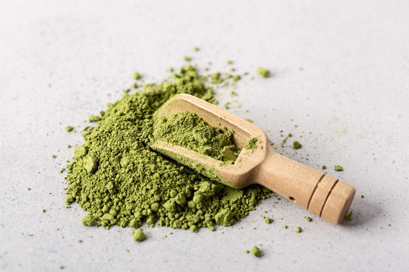 Bột trà xanh matcha rất phổ biến trong việc nấu ăn và pha chế đồ uống