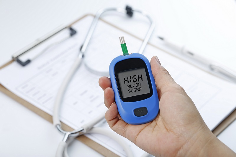 Bệnh nhân tiểu đường cần thường xuyên kiểm tra đường huyết lúc đói