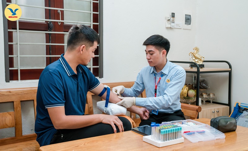 Nhiều khách hàng tin tưởng và lựa chọn dịch vụ lấy mẫu xét nghiệm tận nơi của MEDLATEC