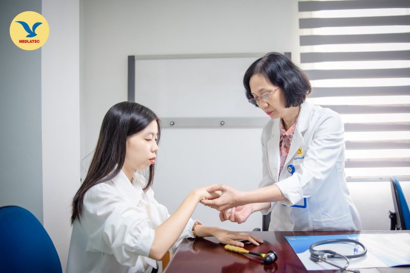 Người bệnh nên đi thăm quan chuyên khoa để được dự đoán và điều trị sớm