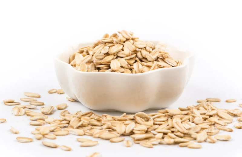 Yến mạch là một trong những loại thực phẩm người có chỉ số triglyceride cao nên ăn